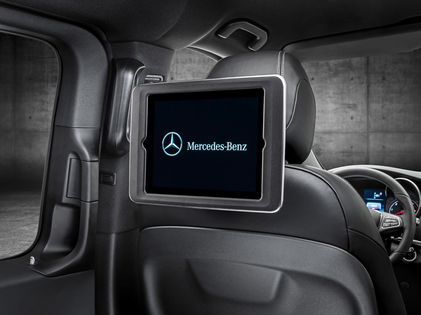 Frankfurt 2015: Mercedes-Benz klasy V z pakietem AMG