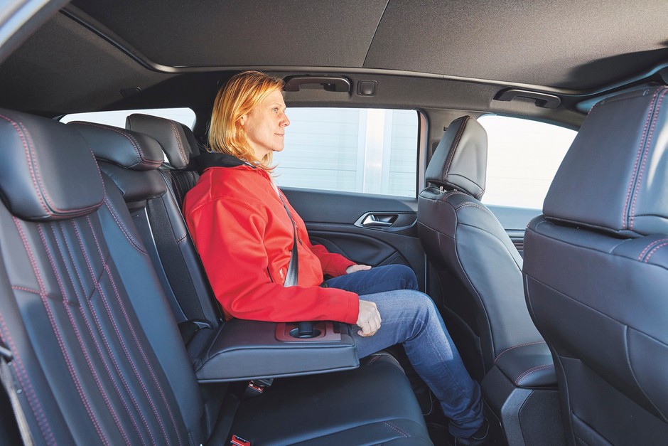 Nowe Renault Megane Grandtour kontra Opel Astra i Peugeot 308