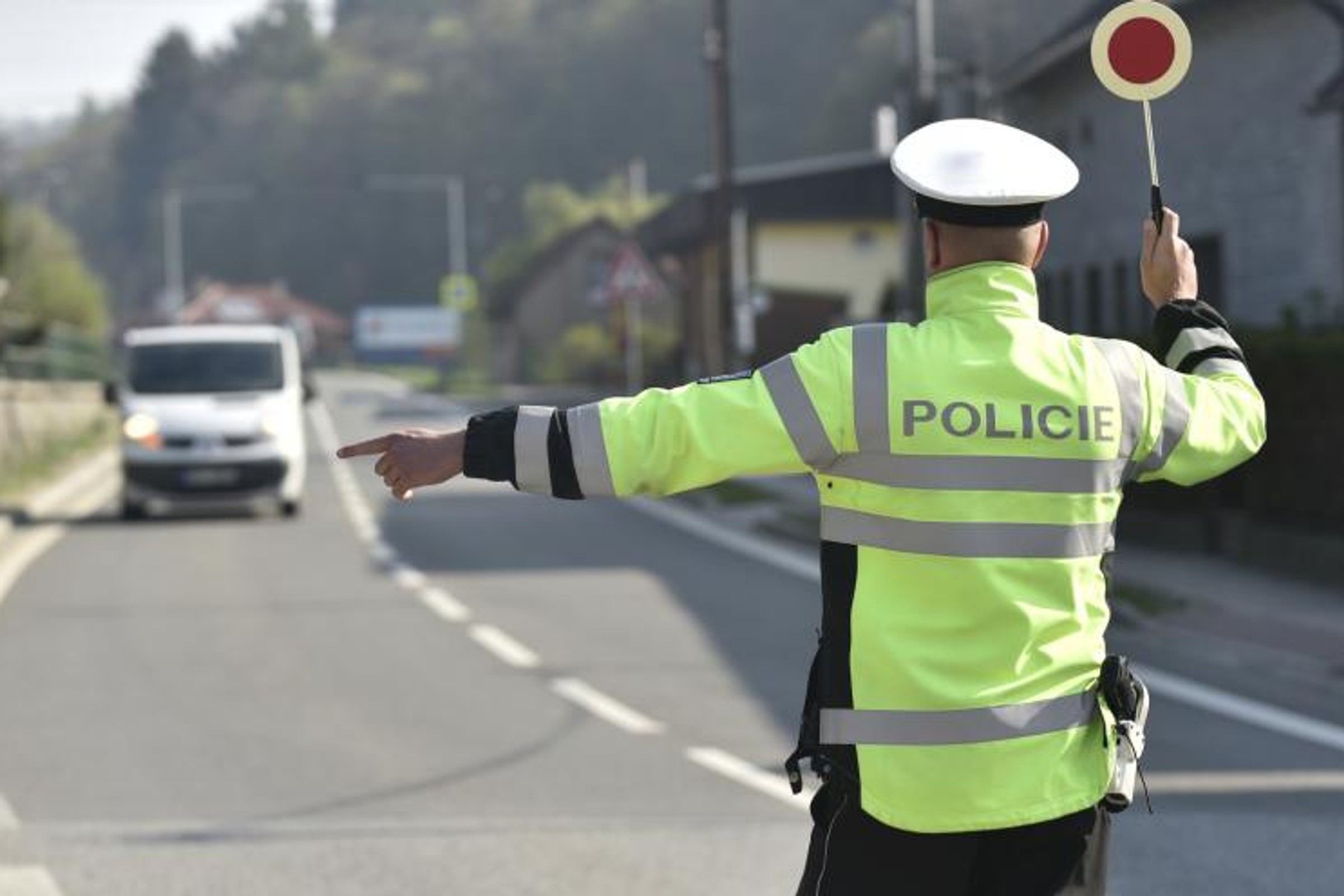 Jedziesz do Czech autem w leasingu? Może lepiej nie jedź albo, jak radzi firma leasingowa, weź dużo pieniędzy