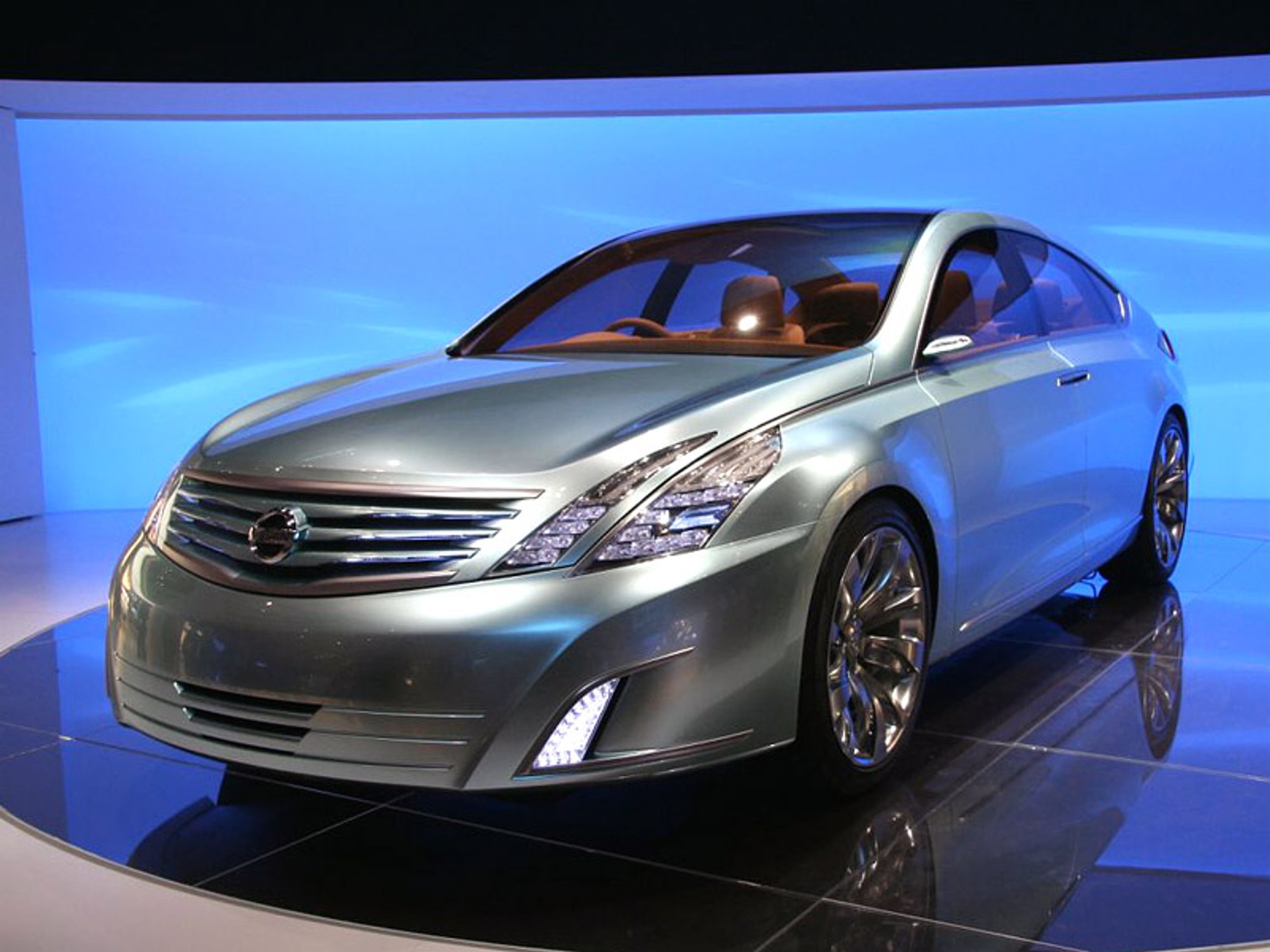 Tokio Motor Show 2007: Nissan Intima - nowoczesne życie z dieslem