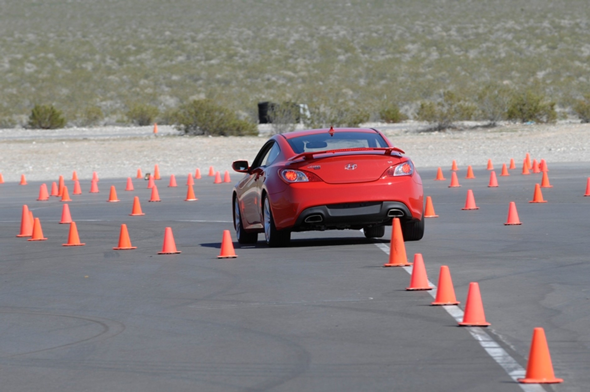 Hyundai Genesis – i o to chodzi!