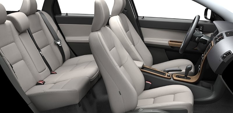 Odmłodzone Volvo S40 i V50 na starcie (WIDEO)
