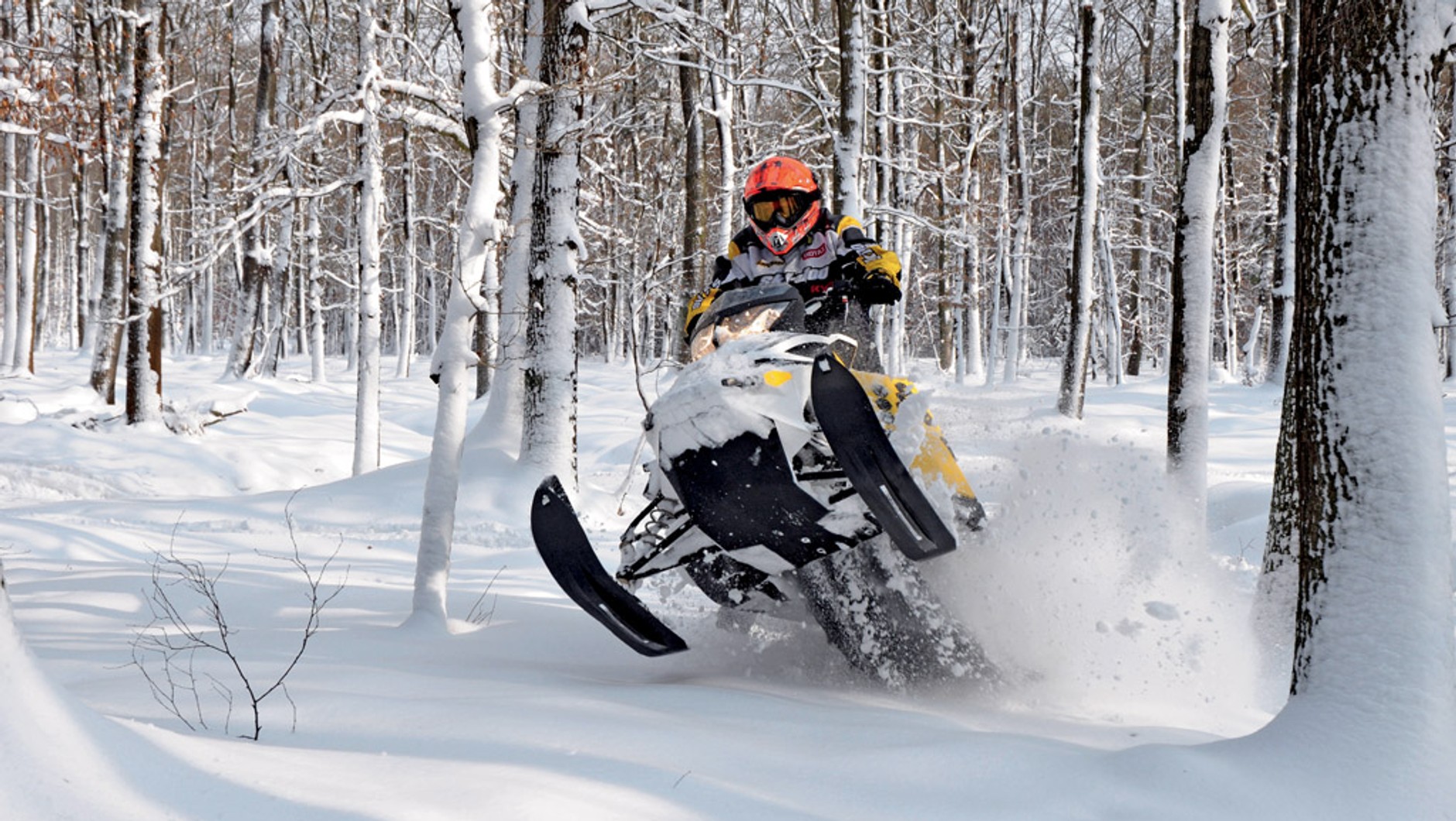 Skuter śnieżny to inny wymiar off-roadu
