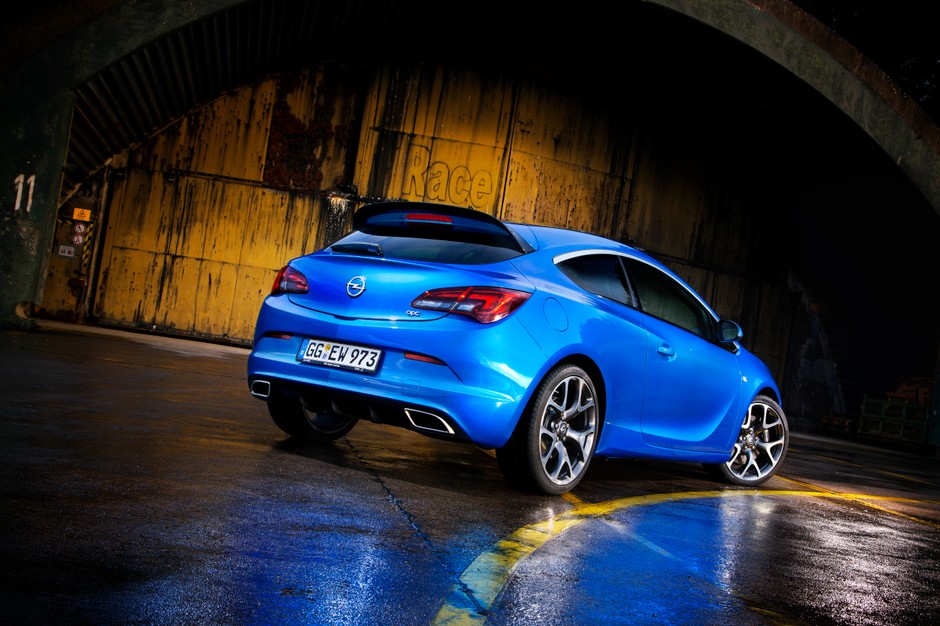 Opel Astra OPC od 127 950 zł