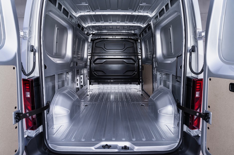 Nissan Interstar III