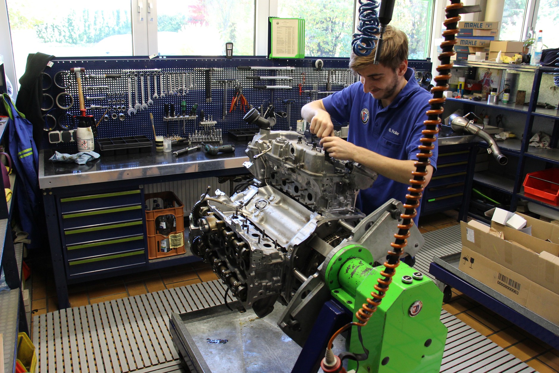 Alpina - siedzieba firmy