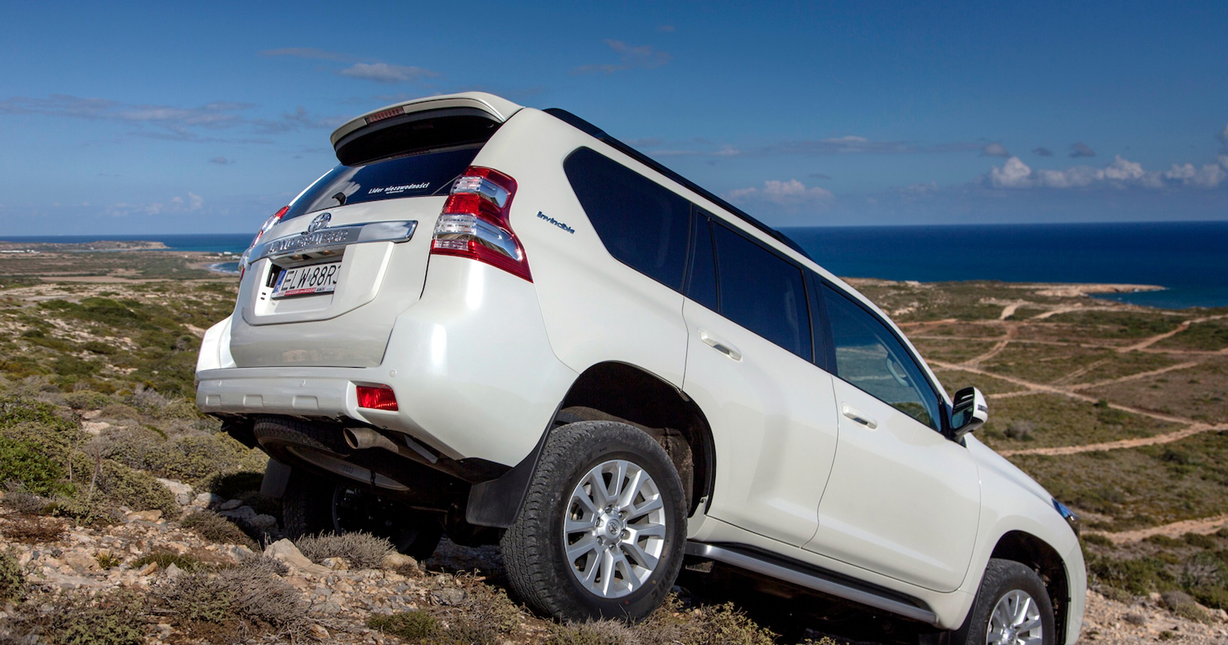 Toyota-LandCruiser(1)
