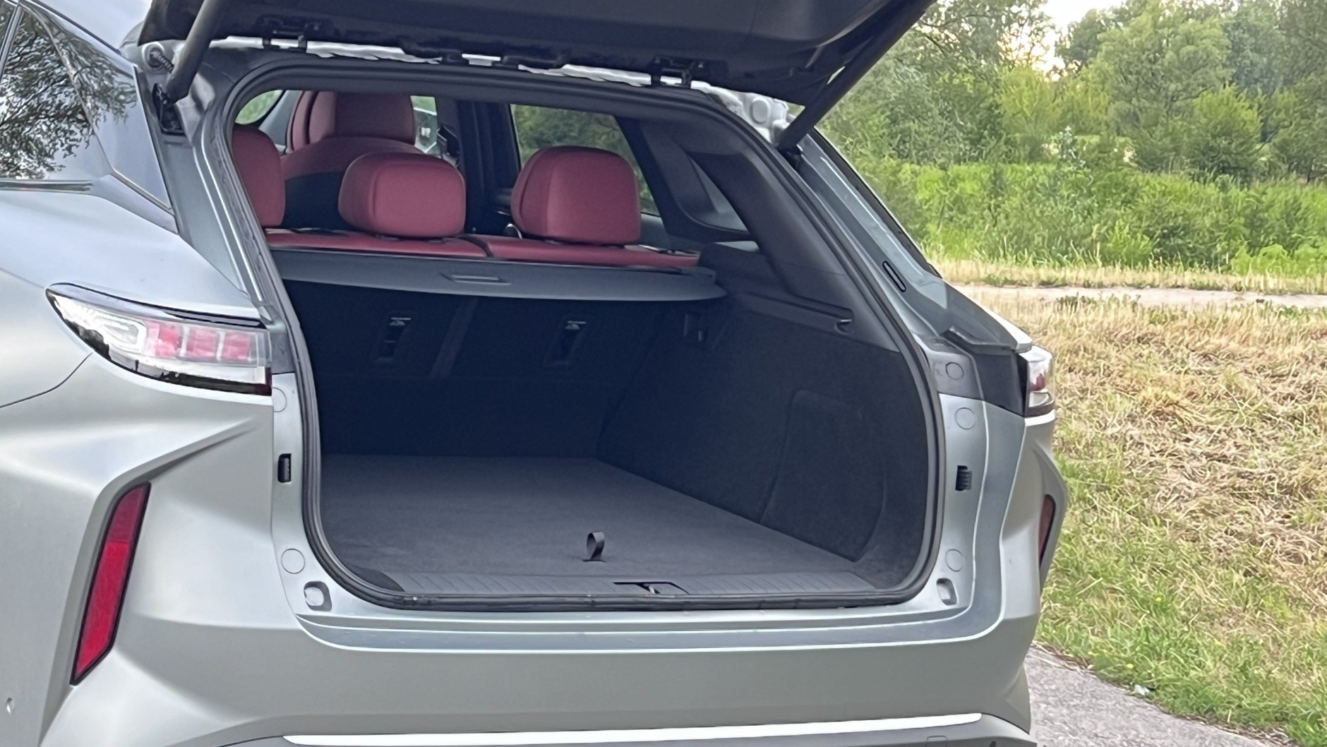 Omoda 9 Super Hybrid