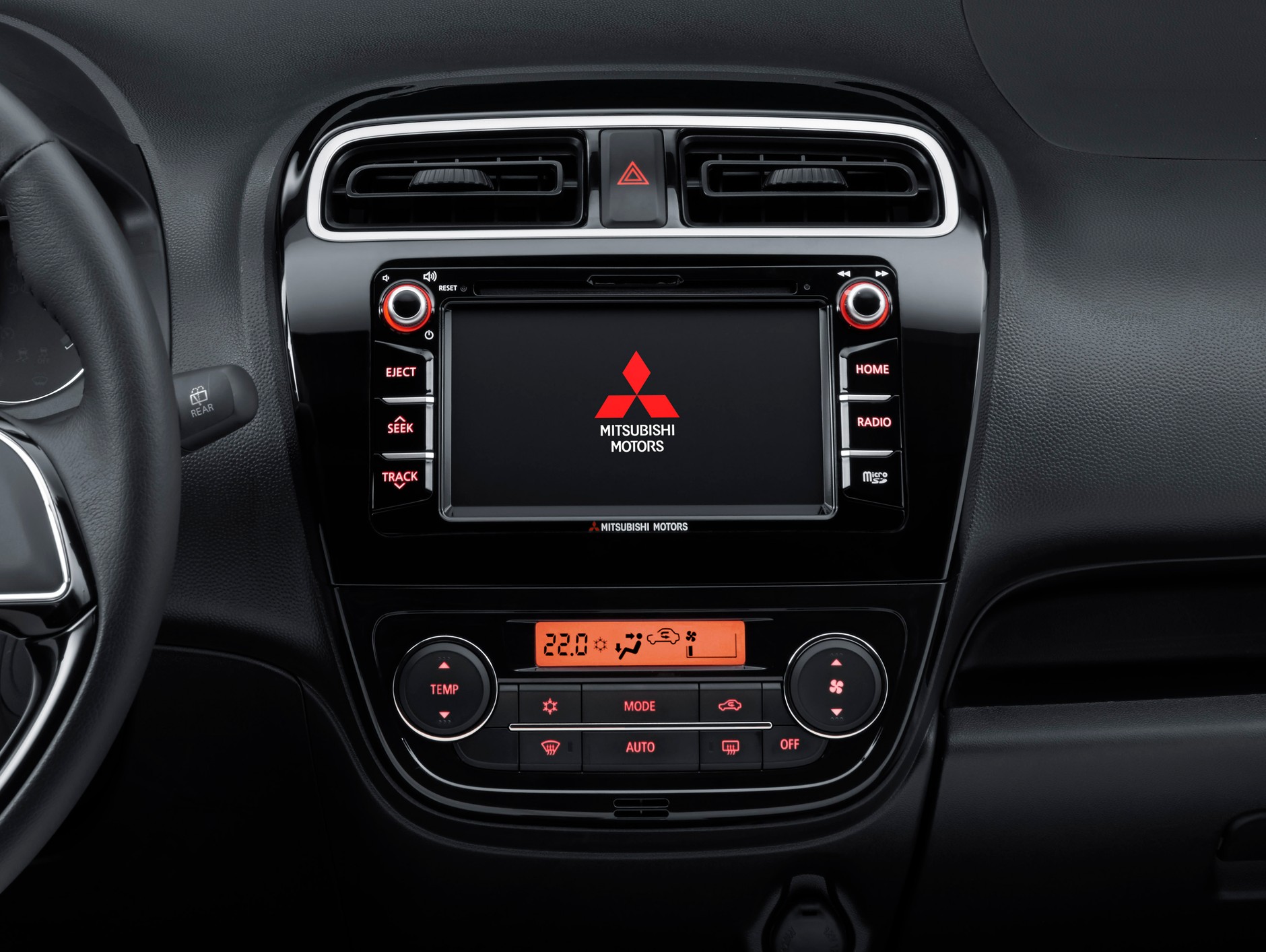 Mitsubishi Space Star - system multimedialny
