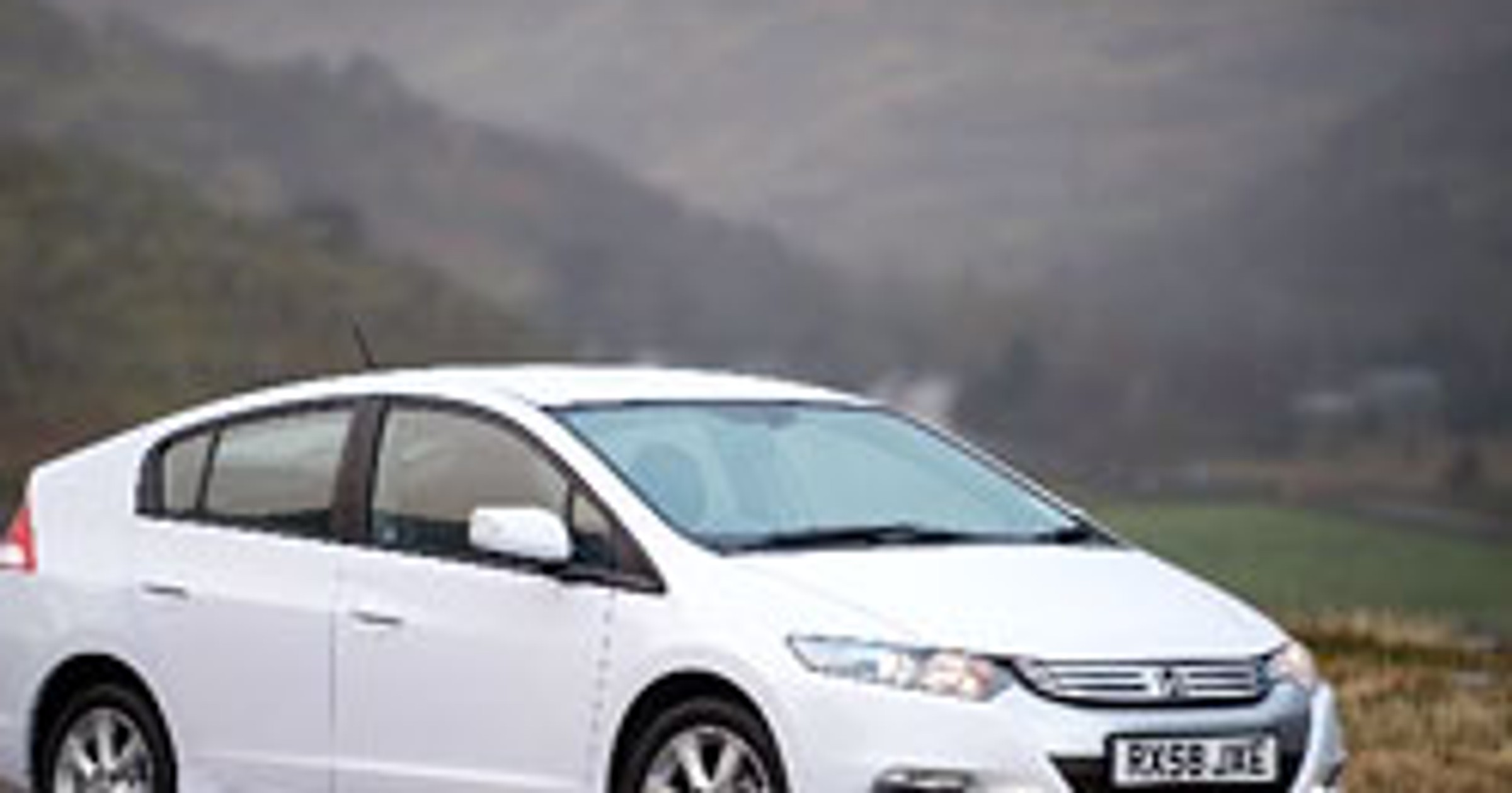 Honda Insight: nowe zdjęcia wersji seryjnej