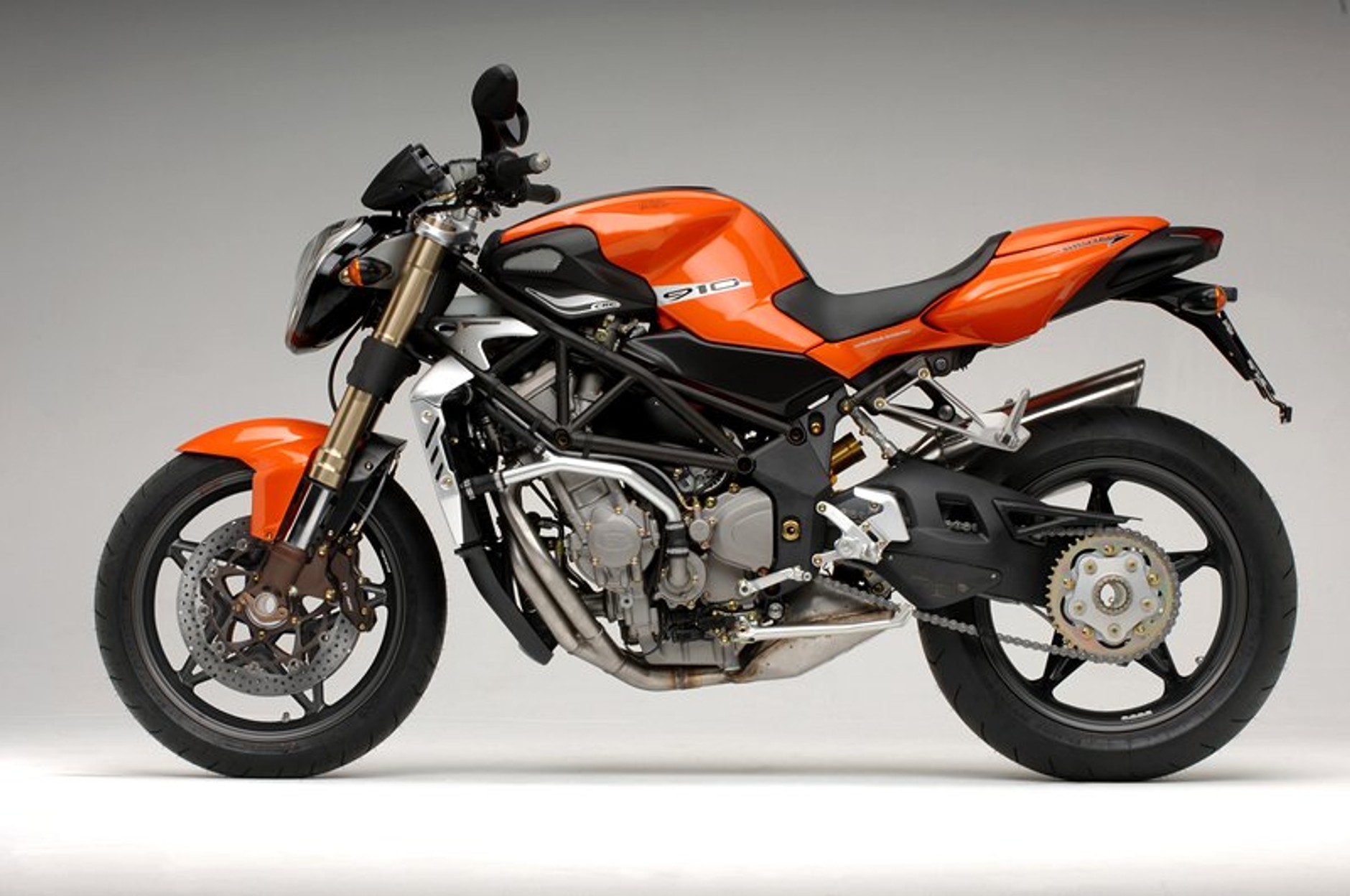 EICMA 2006: MV Agusta F41000R i Brutale 910