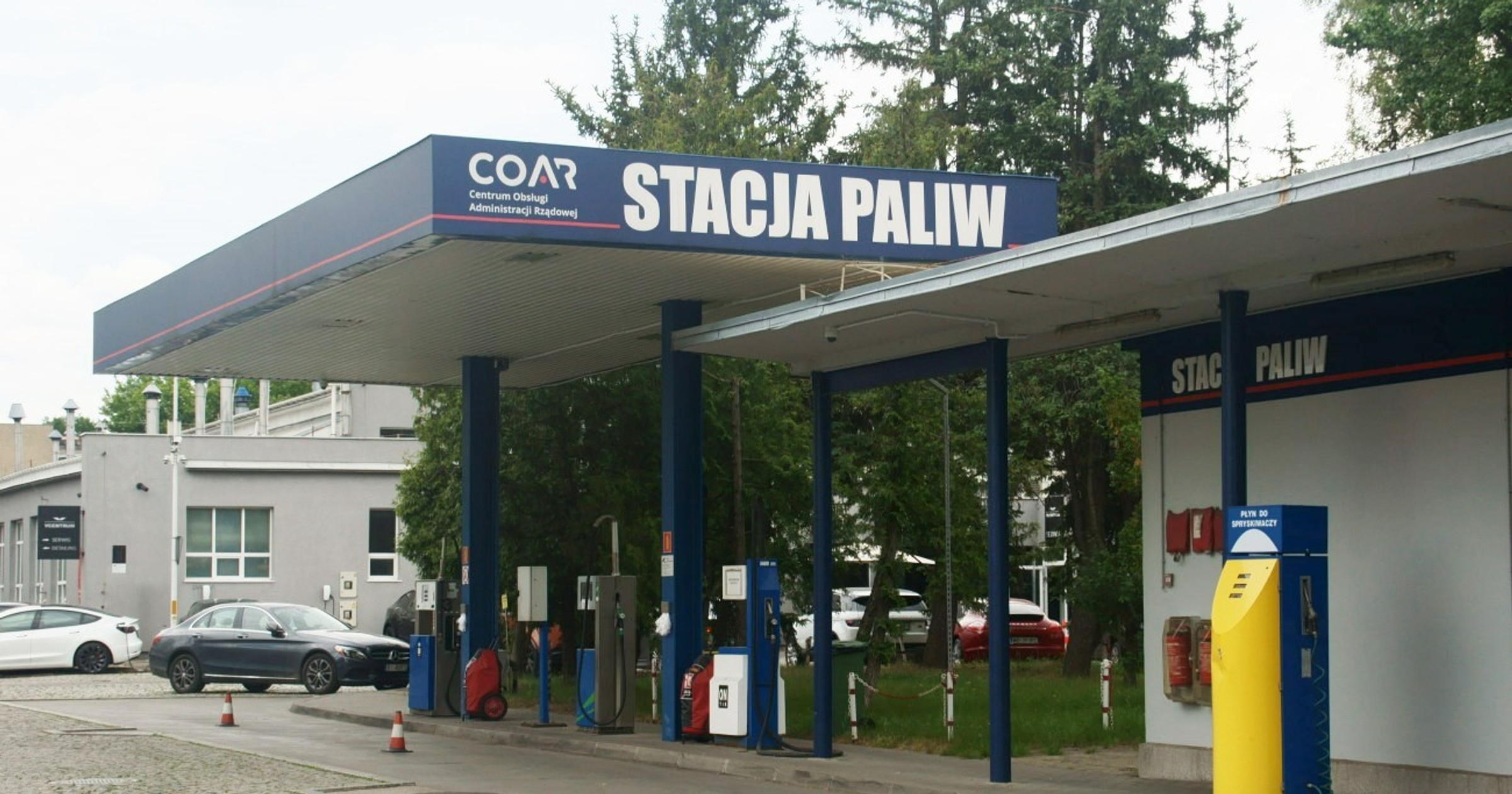 Stacja paliw COAR (Centrum Obsługi Administracji Rządowej)