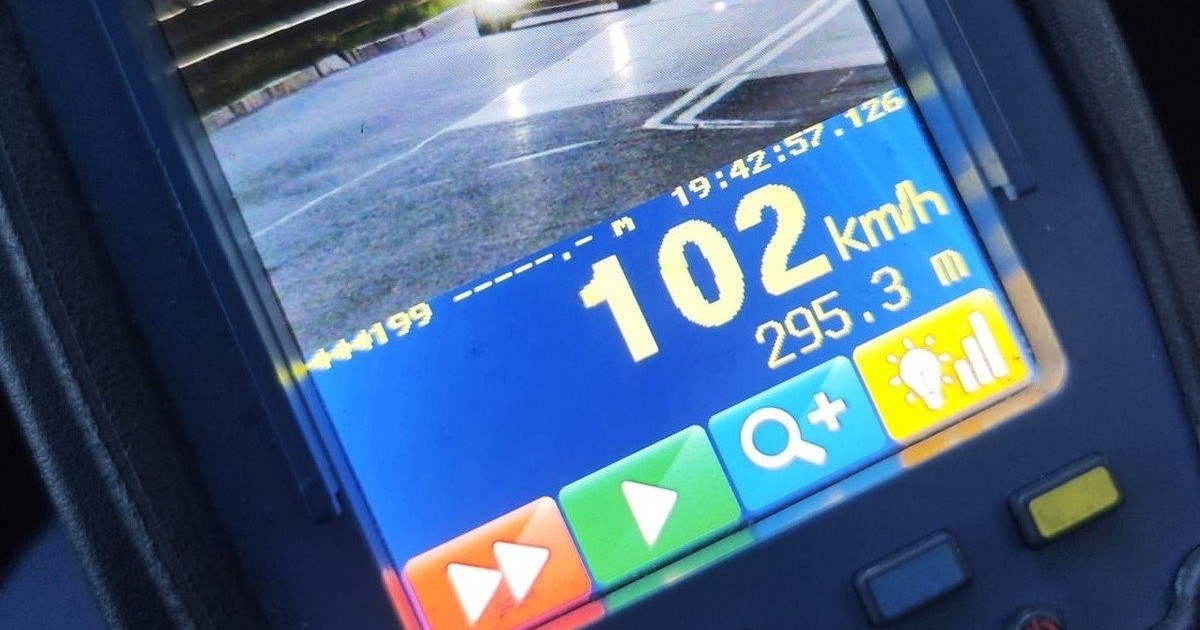 Obraz pochodzący z serwisu https://swietochlowice.policja.gov.pl/k25/informacje/wiadomosci/385335,Majowy-pospiech-skonczyl-sie-utrata-prawa-jazdy.html