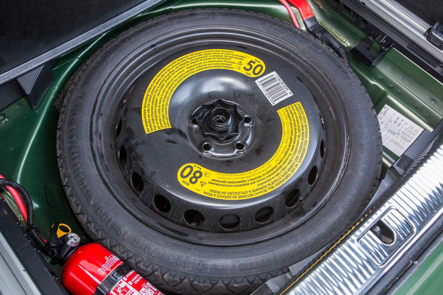 Audi RS4 Avant - kombi z ogniem w ...