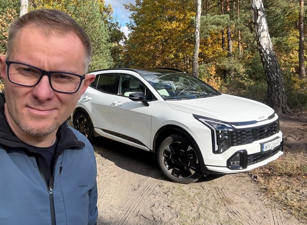 Jeździłem nowym SUV-em ze starych czasów. Oto benzynowa Kia Sportage