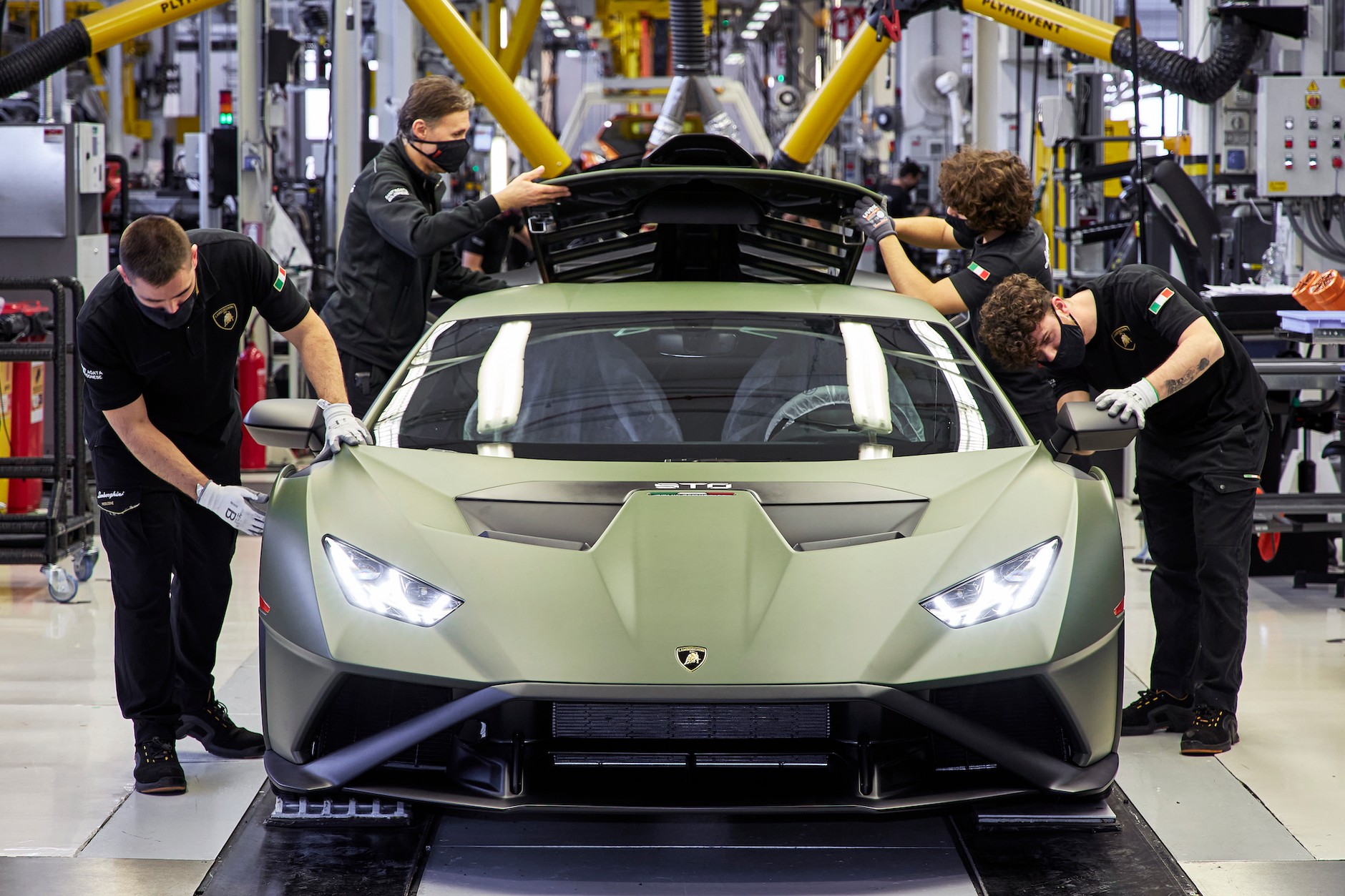 Lamborghini - linia produkcyjna modelu Huracan