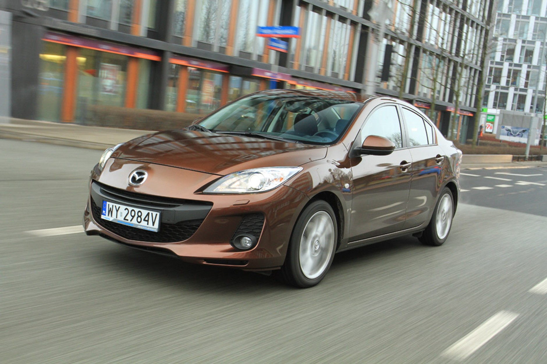 Mazda 3: kompakt w stylu limuzyny