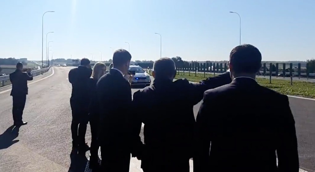 Niebezpieczne otwarcie drogi S7 pod Krakowem