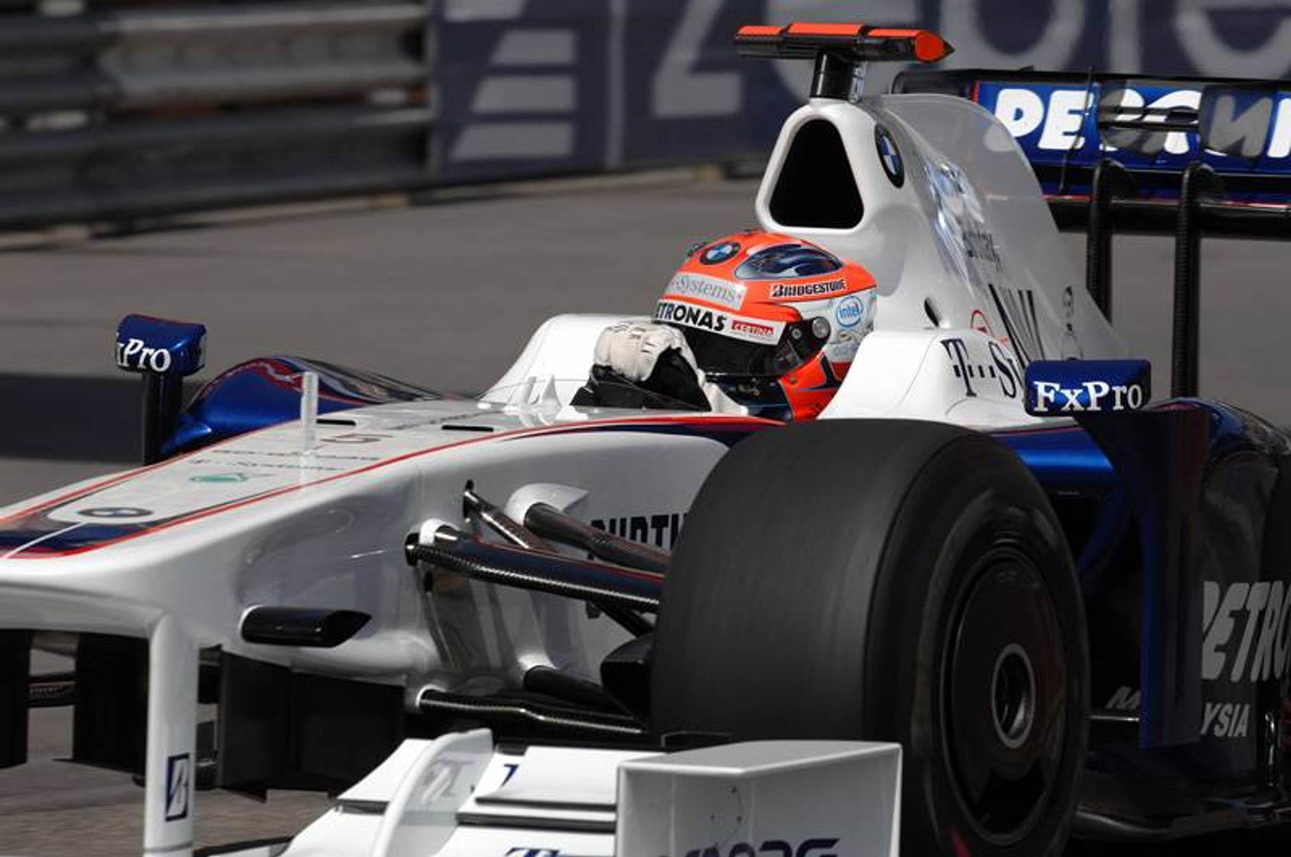 Grand Prix Monaco 2009: Button królem, Kubica w garażu (fotogaleria)