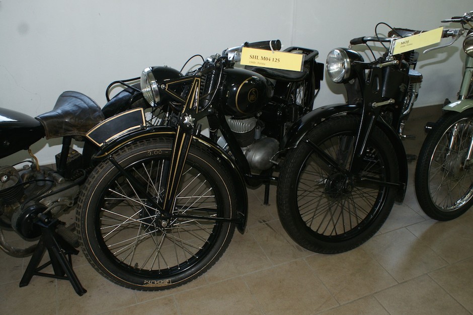 Zabytkowe motocykle w Chlewiskach