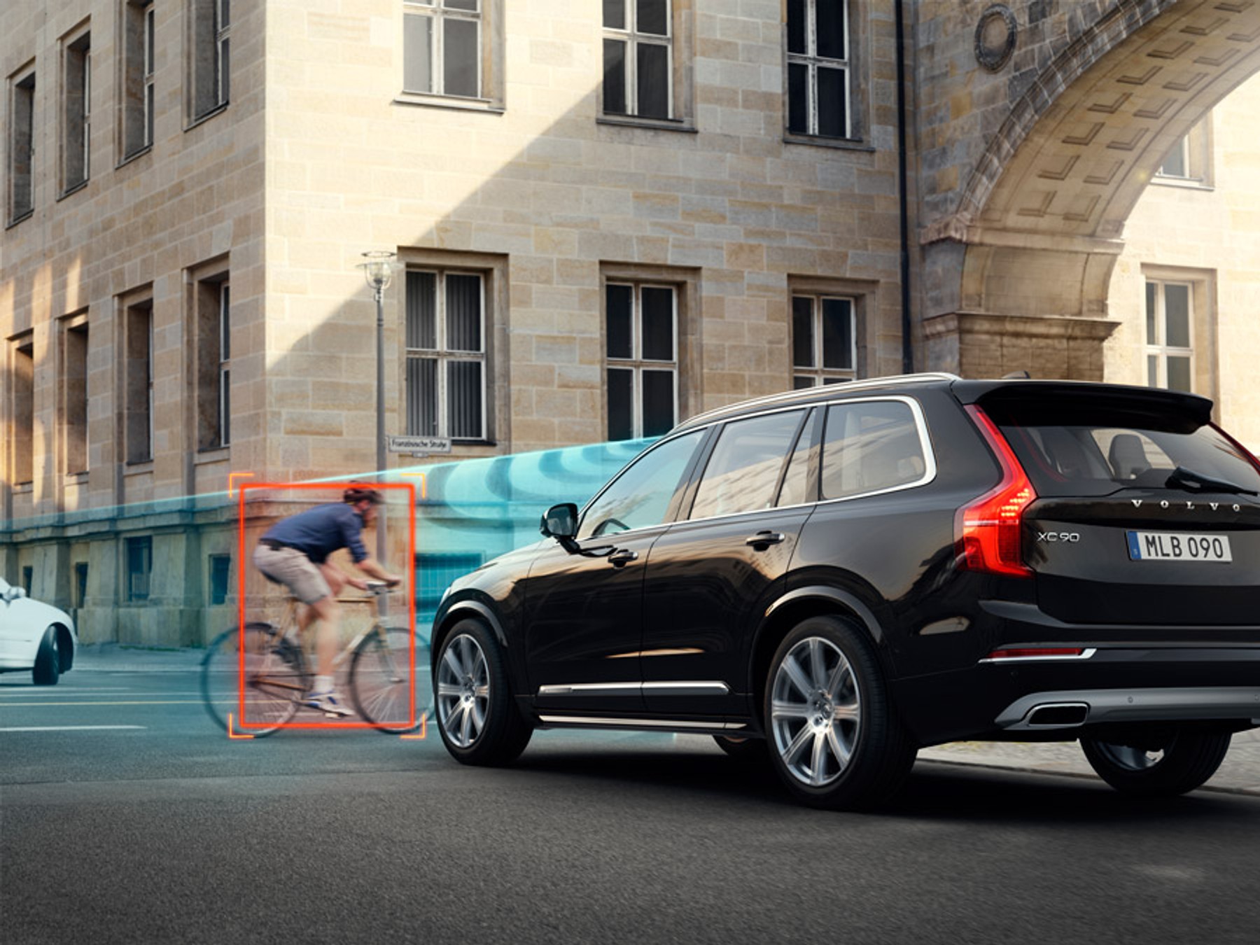 Nowe Volvo XC90 City Safety