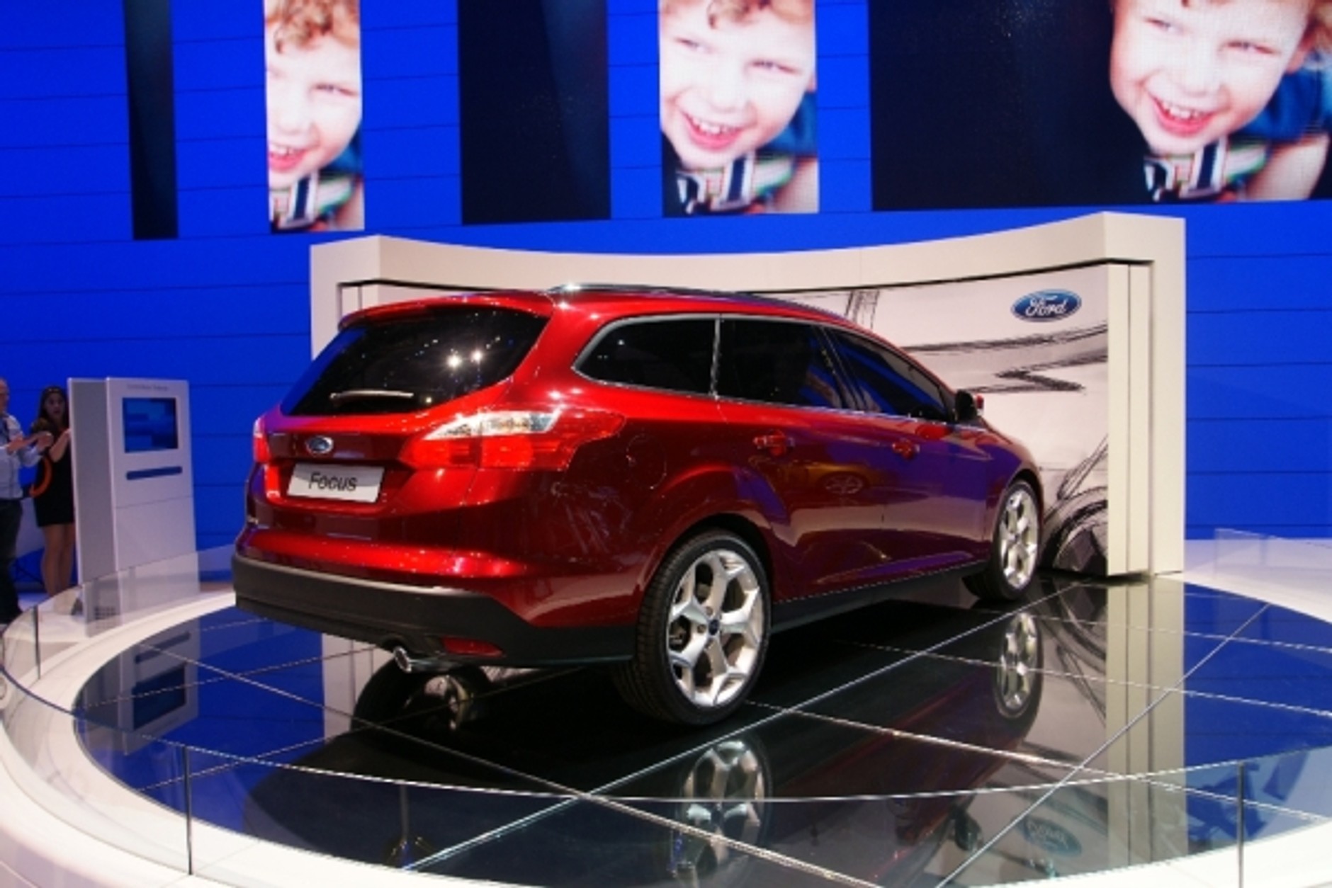 Genewa 2010: pierwszy dzień prasowy (galeria 2.)