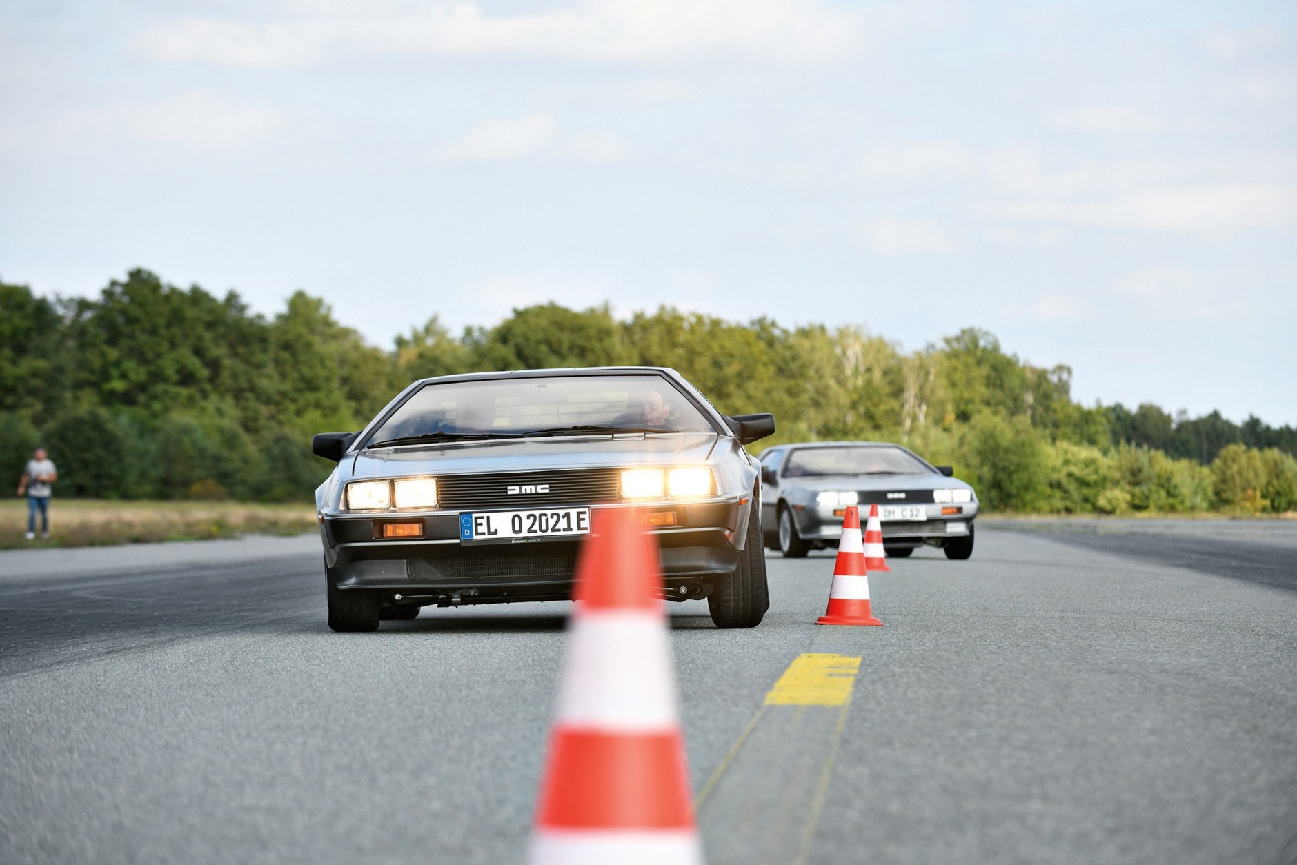 DeLoreany DMC-12 – elektryki kontra spalinowiec