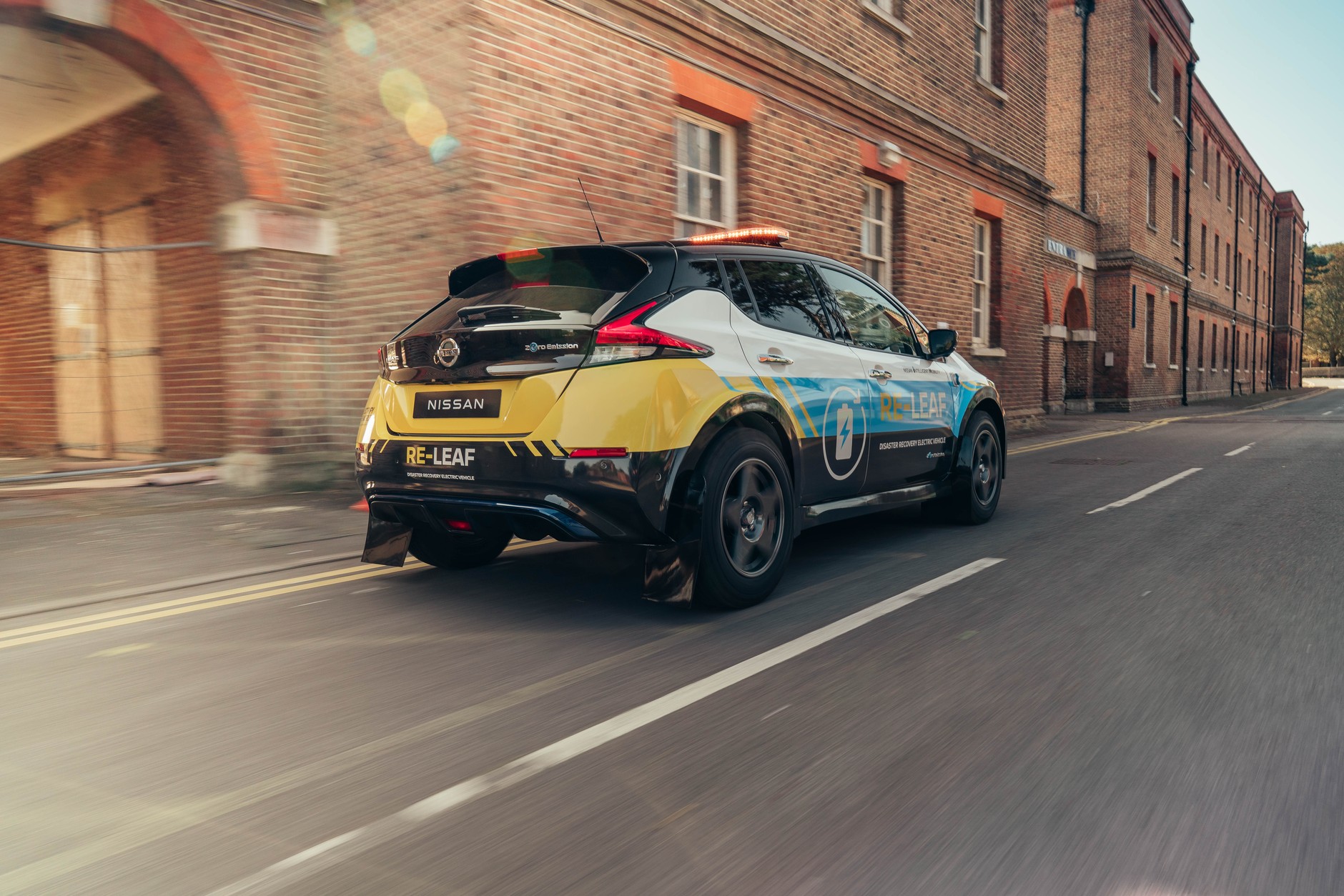 Nissan Re-Leaf – mobilne źródło prądu