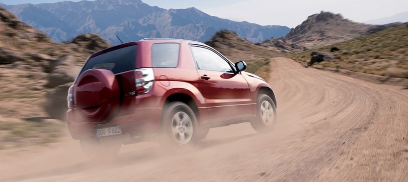 Suzuki: unowocześniona Vitara w salonach (ceny i fotogaleria)