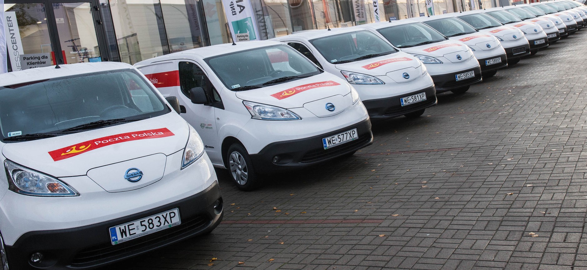 Elektryczne Nissany e-NV200 dla Poczty Polskiej