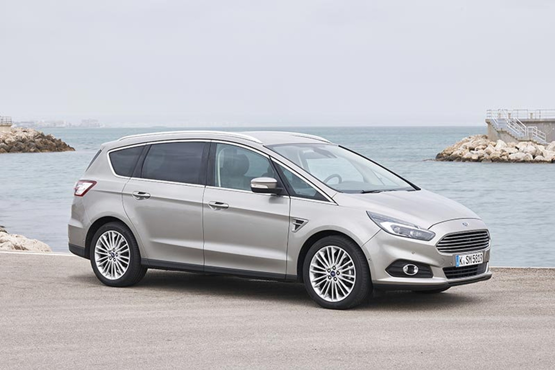 Ford S-Max - pięć gwiazdek w teście EuroNCAP
