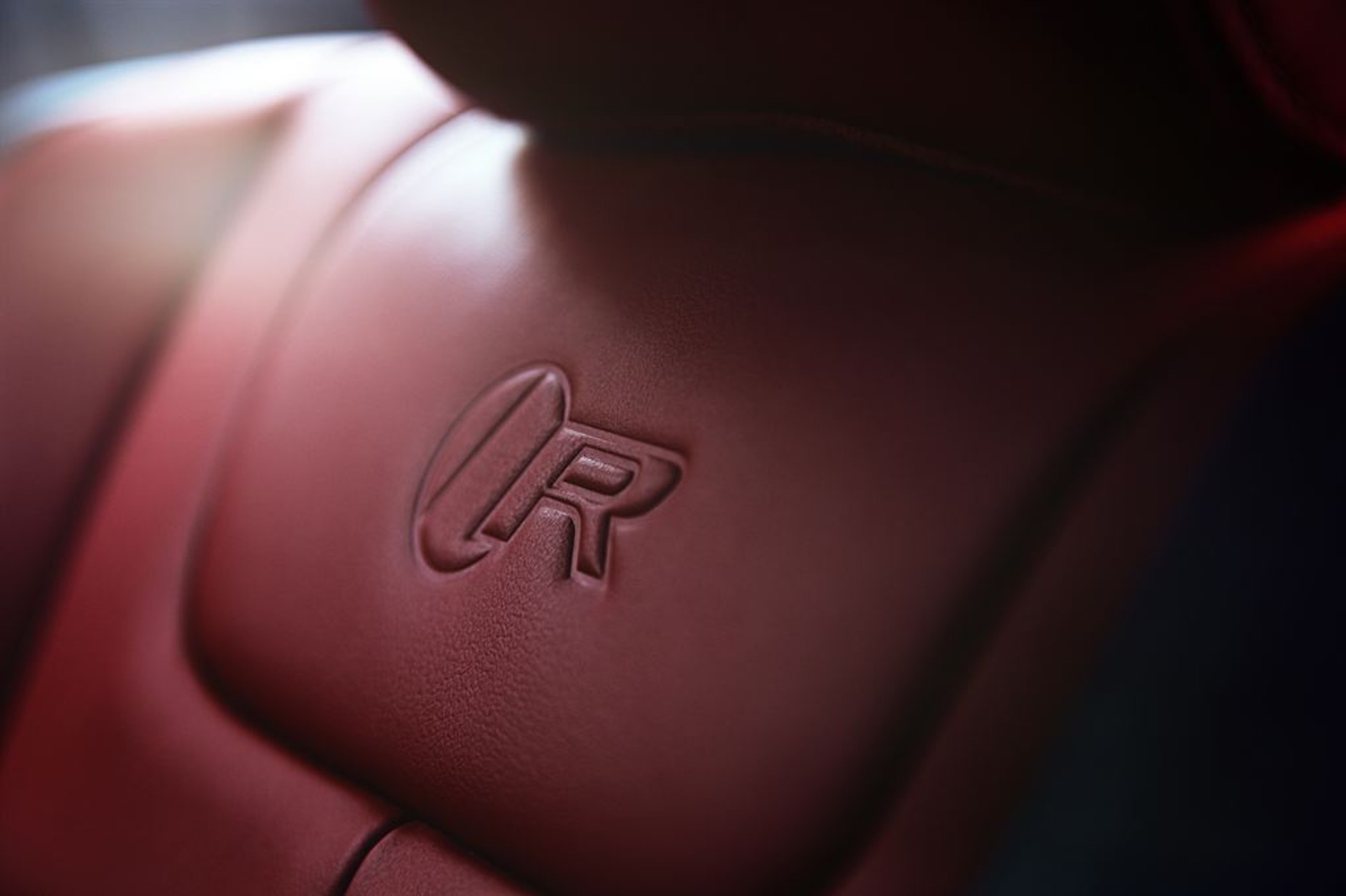 Jaguar XJR: ostry kocur