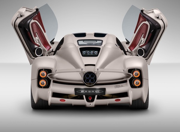 Pagani Utopia to nowy hipersamochód dla kolekcjonera