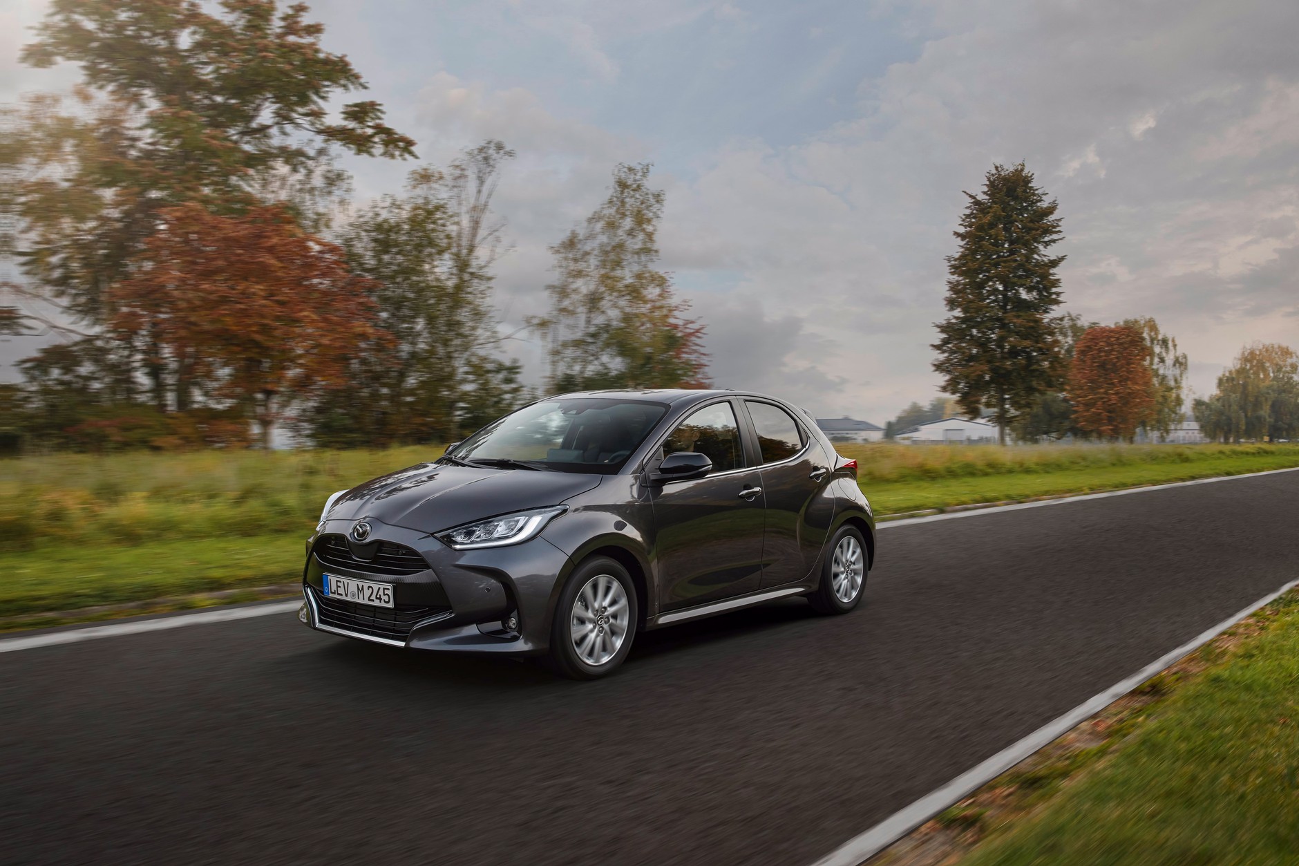 Mazda 2 Hybrid 2022