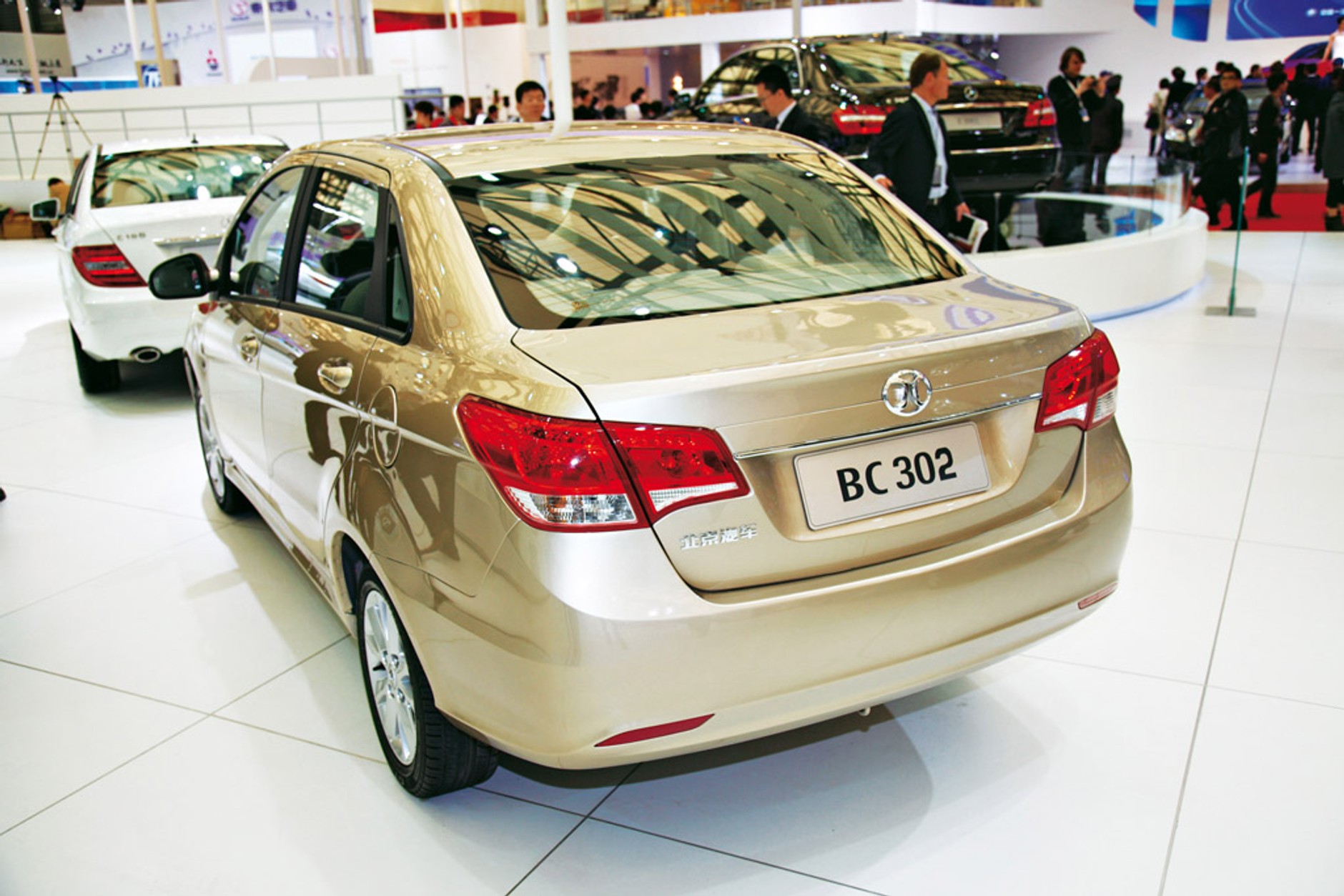 Auto Shanghai 2011: salon z podróbkami