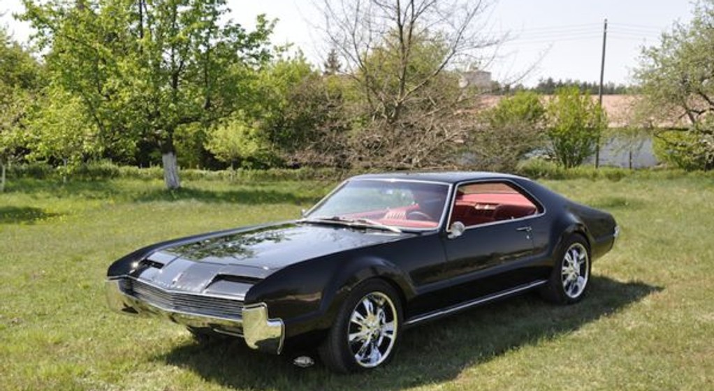Oldsmobile Toronado