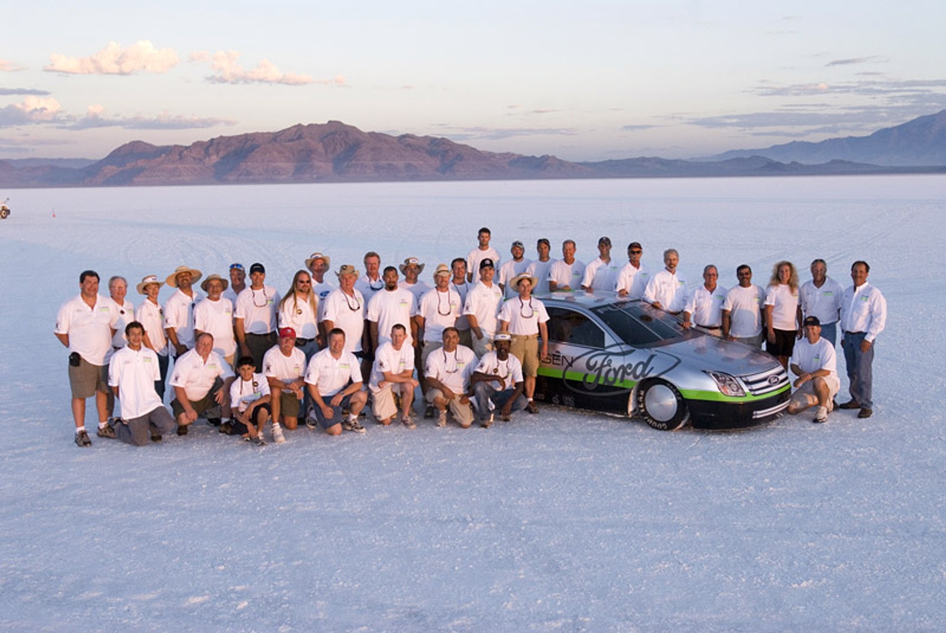 Ford ustanowił rekord prędkości z samochodem z ogniwami paliwowymi