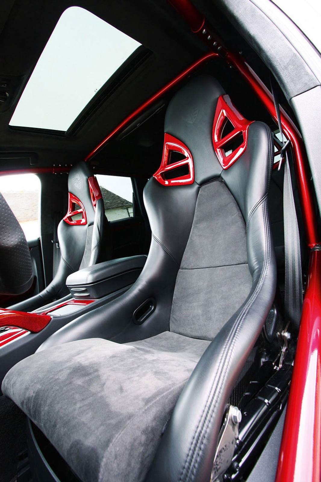 ENCO Gladiator 700 GT – Cayenne totalne