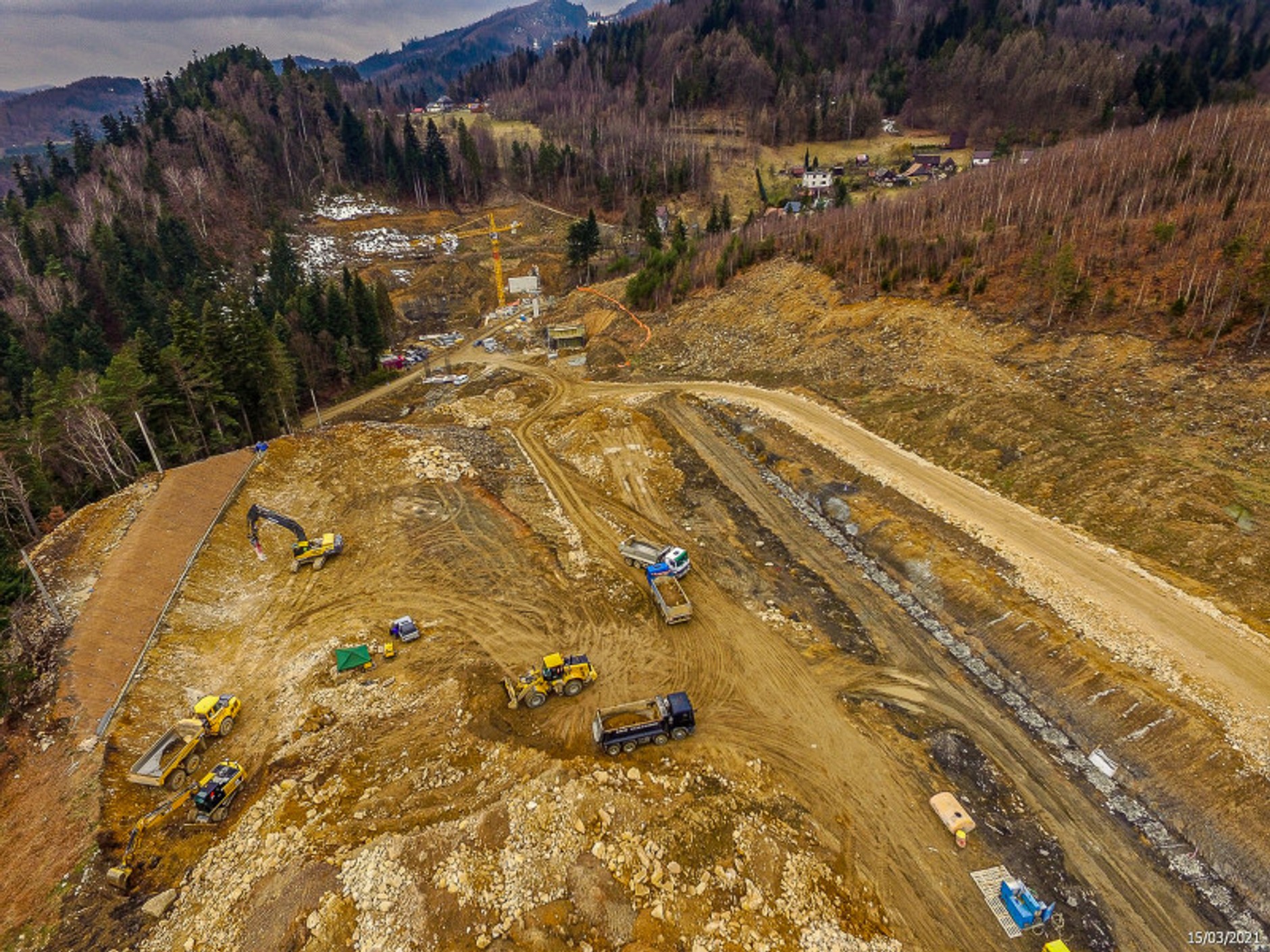 Droga S1. Rozpoczęto drążenie tuneli pod Baranią Górą