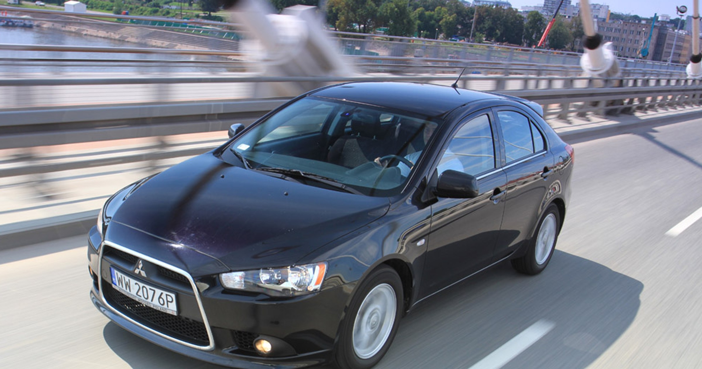 Mitsubishi Lancer Sportback: oto mistrz chłodnej kalkulacji