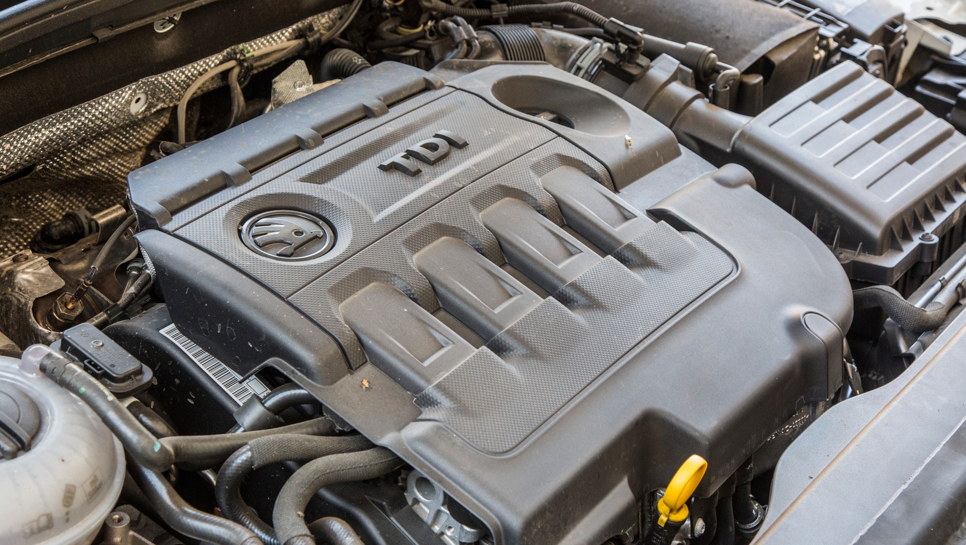 Skoda Octavia Laurin & Klement 2.0 TDI 4x4; Wysokoprężny silnik osiąga moc 184 KM i moment 380 Nm