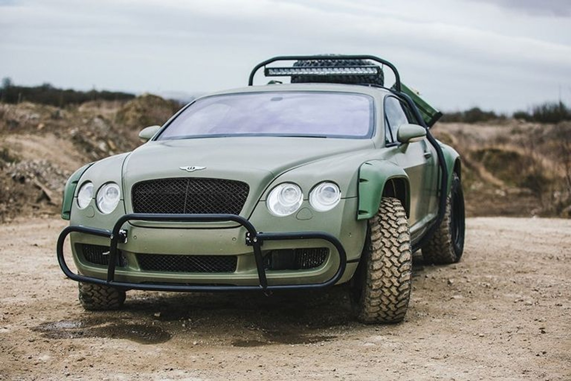 Offroadowy Bentley Continental GT na sprzedaż