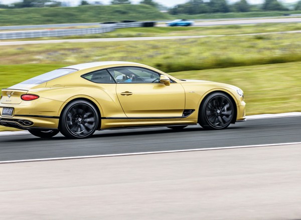 Bentley Continental GT Speed – władca lewego pasa