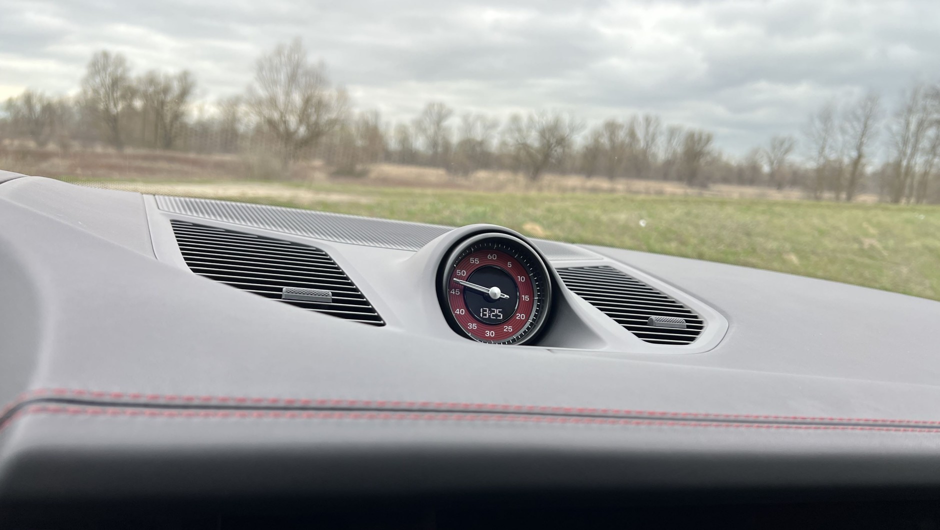 Porsche Cayenne GTS Coupe (model roku 2025)