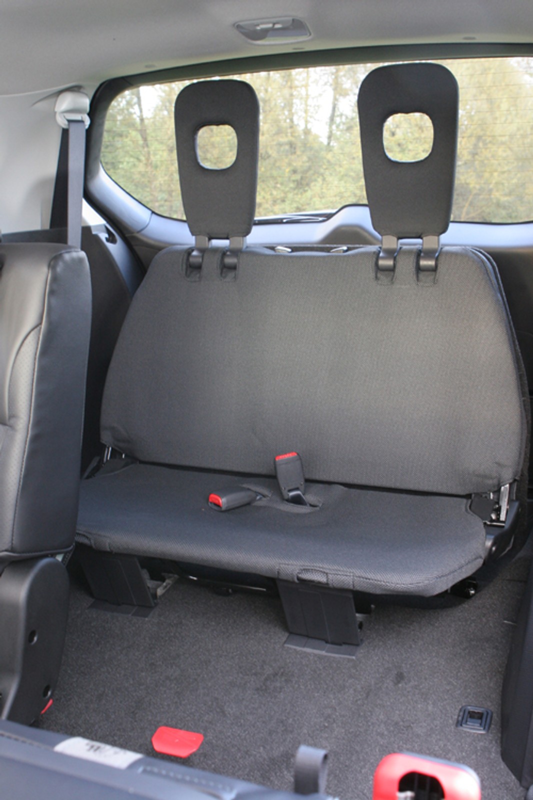 Citroen C-Crosser 2.2 HDi Exclusive - Citroën rusza w teren