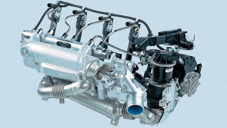 Wtrysk paliwa realizuje system common rail drugiej generacji, wyprodukowany przez firmę Bosch.