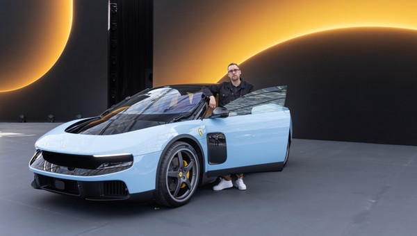 Ferrari Luce i redaktor Filip