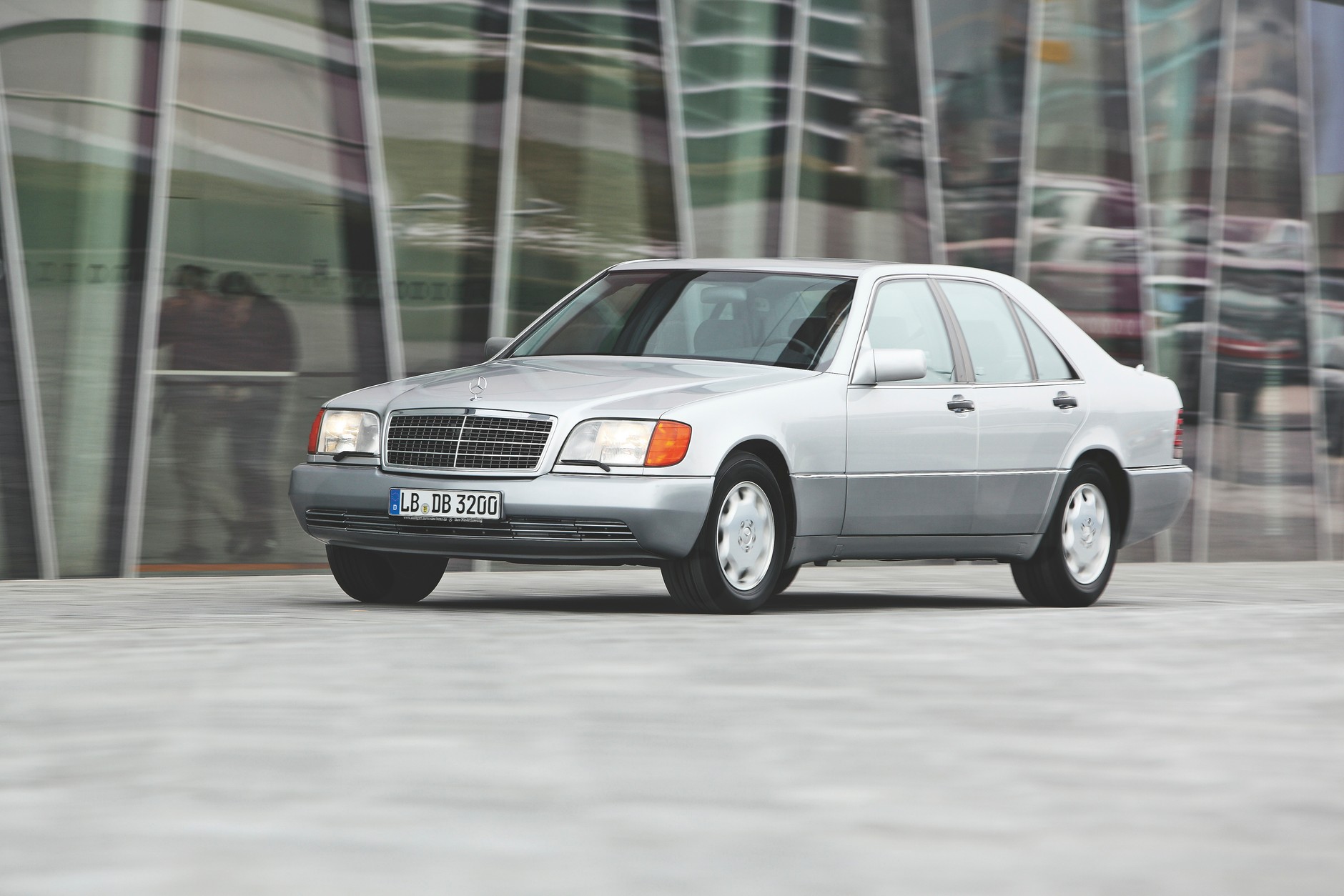 Mercedes W140