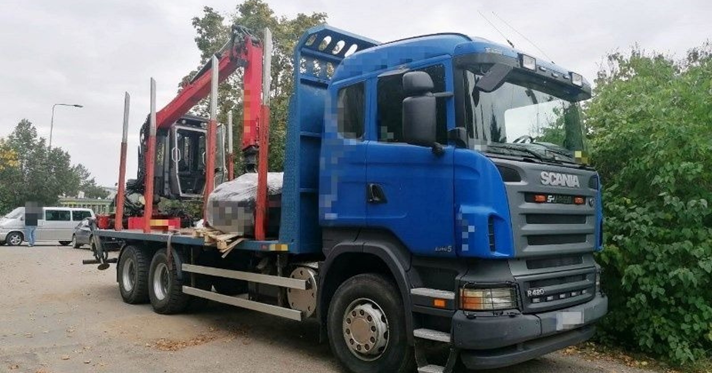 Transport węgla na niezabezpieczonych paletach