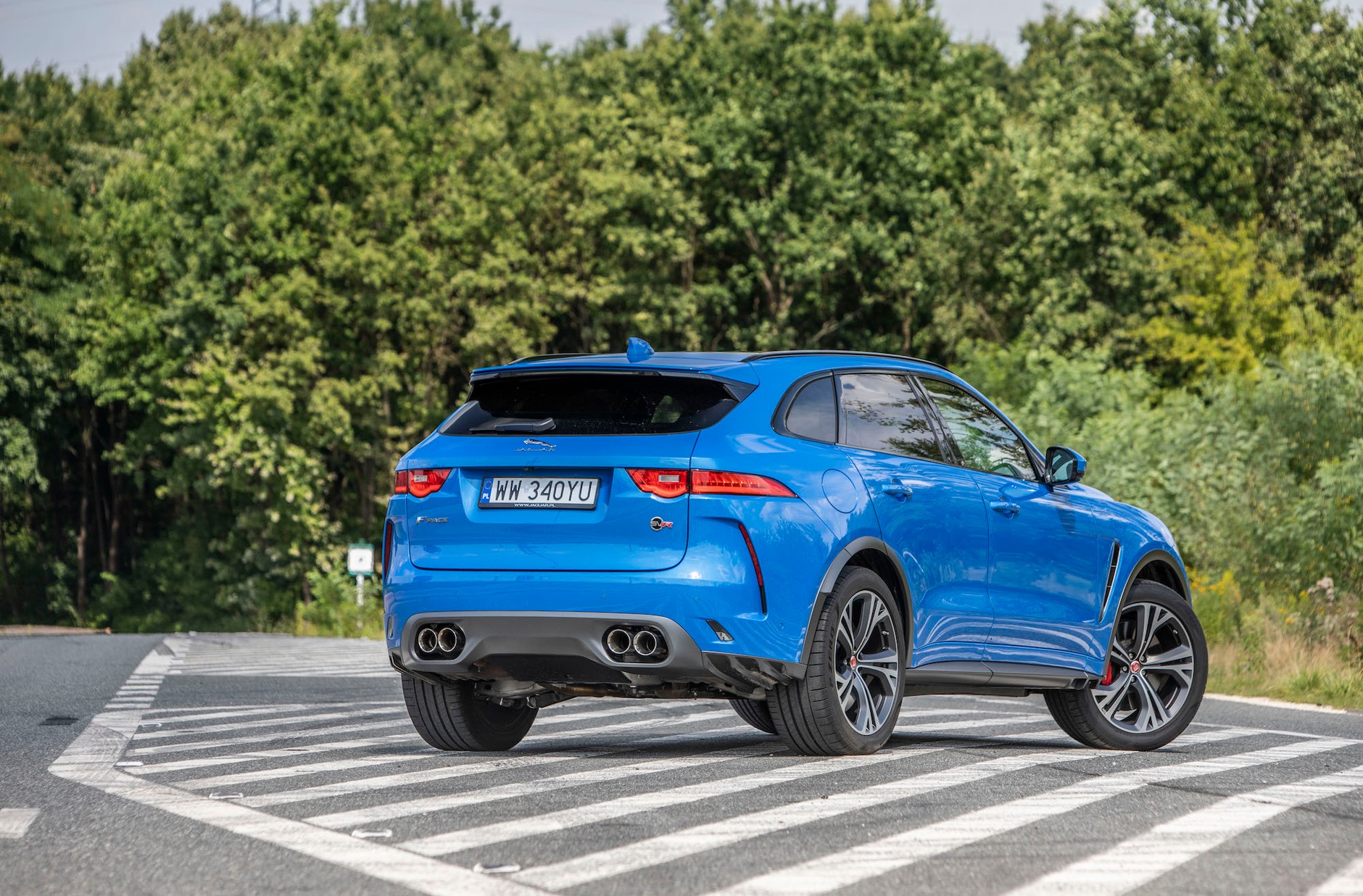 Jaguar F-Pace SVR